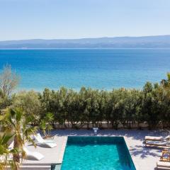 New Luxury Beach Villa