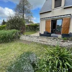 Maison paisible, piscine, plages à 500m