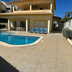 Benvindo Villa by Umbral