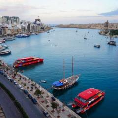 Penthouse -Centre of Sliema - Best View in Malta
