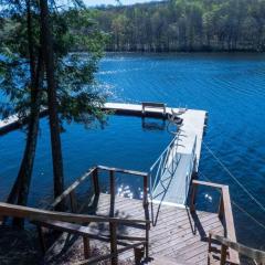 Lakefront Haven Cottage