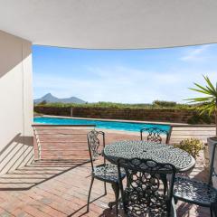 Leisure Bay 117 by Host Agents
