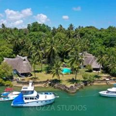 Marina Beach Front homes