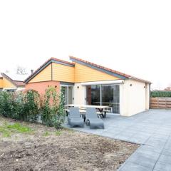 Wellness Bungalow with whirlpool and sauna