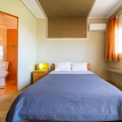 Azure Flat - 2 BEDRs - 2 WCs