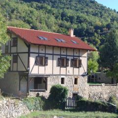 Casa Rural Natura Sobron