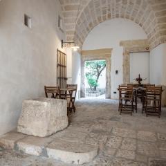 Palazzo Rolli - La Stanza del Camino & La Stanza delle Botti