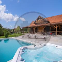 Lovely Home In Gornji Trpuci With Jacuzzi