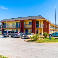 Castle Inn & Suites By OYO Chickasha