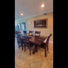 1055-606 Gulf Side High Rise with Pond View