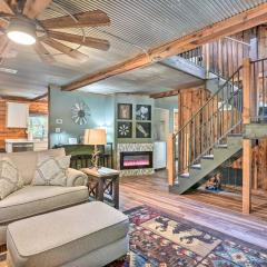 Secluded Table Rock LakeandBranson Cabin with Hot Tub!