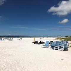 1080-705 Elevated Beach View Living