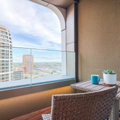 Sky Park Tower 2, luxury apartment with free parking