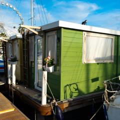 Alghero house boat