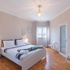 Patio da Rocha - Silhueta Citadina