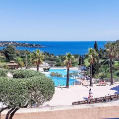 Apartment Le Village - E1 208 by Interhome