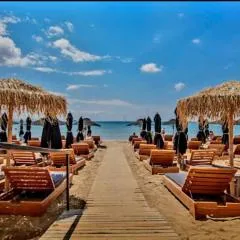 Varkiza Seaside 2BD Apartment