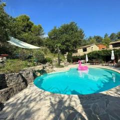 Villa de 5 chambres avec piscine privee jacuzzi et jardin clos a Puymeras
