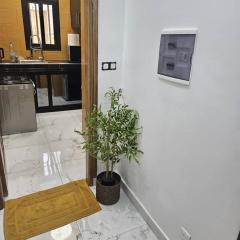 Studio meublé Dakar Sénégal, Chambre , salon , toilette et cuisine séparés