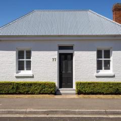 'Clarence' - A historic cottage in Perth