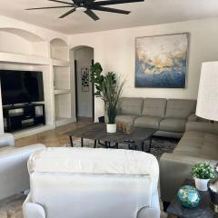 Cozy Home in Goodyear w Pool and Patio -5 BR-3T and B