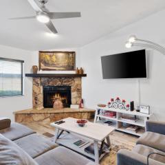 Sedona Airbnb - Sedona Golf, Pool and Hot tub by Bell Rock-Views