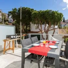 Apartment Grifeu-2 by Interhome
