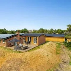 Holiday Home Dirtje - 200m from the sea by Interhome