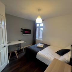 Deluxe Ensuite room in Coventry city