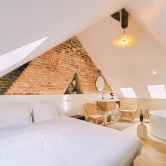 Elégante maison amiénoise - proche gare, home-cinéma, 3 chambres doubles, 1 chambre familiale avec jacuzzi privatif - La Maison Des Petits Sablon