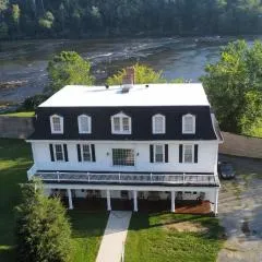 The Washington Inn