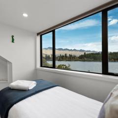 Lodges 11 - Lake views and close to town