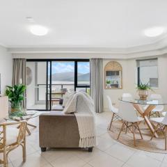 'Coral Sea Dreaming' Family Friendly Apartment