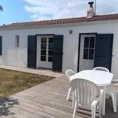 Villa Calme et Confort, Accès Direct Plage, 4 Pers., Proche Centre-Ville et Forêt - FR-1-476-187