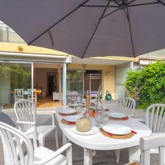 Apartment Helios by Interhome