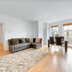 Modern 2Bed 2Bath Apartment Secure Gated FREE Parking Tower Bridge by London Bridge - Perfect For Long Stays