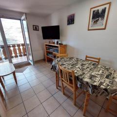 Appartement Les Deux Alpes, 2 pièces, 6 personnes - FR-1-516-60