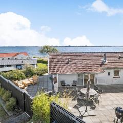 Amazing Home In Grsten With House Sea View