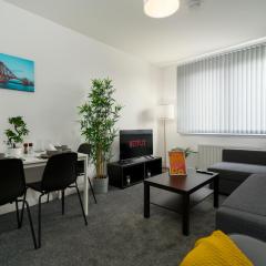 Free Parking - 2 Bedroom Flat