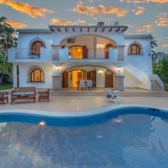 Villa Tabarca by Abahana Villas