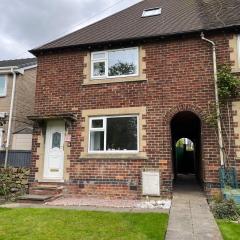 Two Four Four, holiday home in Matlock