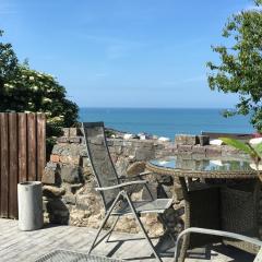 Guild Hall, sleeps 8 with parking in New Quay