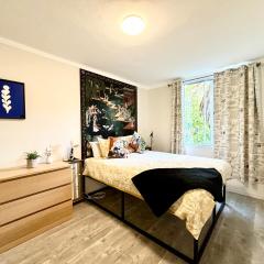 Serenity And Comfort In Subiaco 1 Bedroom Unit