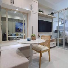 Luxury Condo with a view of Manila Bay