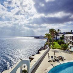Luxurious Ocean Front Vacation Rental