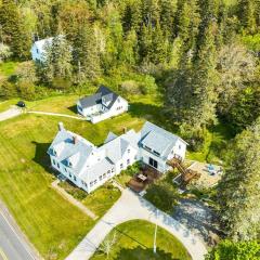 3 Water view units combined for large families