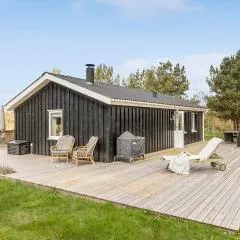 3 Bedroom Beautiful Home In Ebeltoft