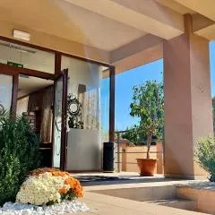 호텔 옥스포드 인 앤드 스위트(Hotel Oxford Inns&Suites)