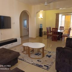 Elegant furnished rooms and apartments near mall