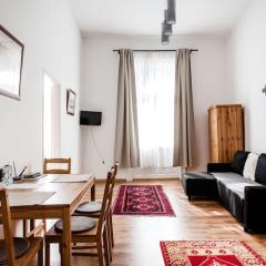 Comfortable flat with prime location near Oktogon